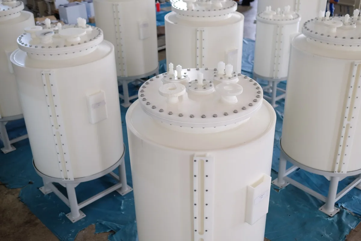 Thermoplastic Process Tank